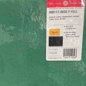 B011730 bullseye mineral green double rolled 90 COE 8.75 x 10